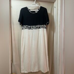 ⚫️ BOGO Victoria moon unique midi dress with shoulder pads size P/M